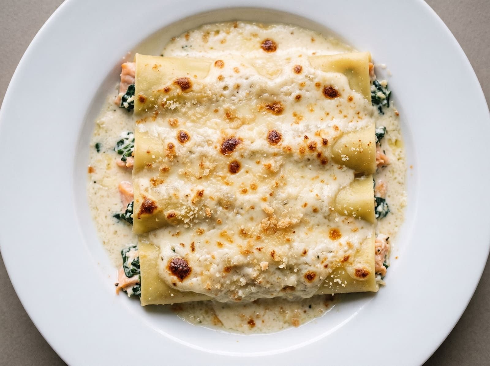 Cannelloni au saumon, épinards et ricotta